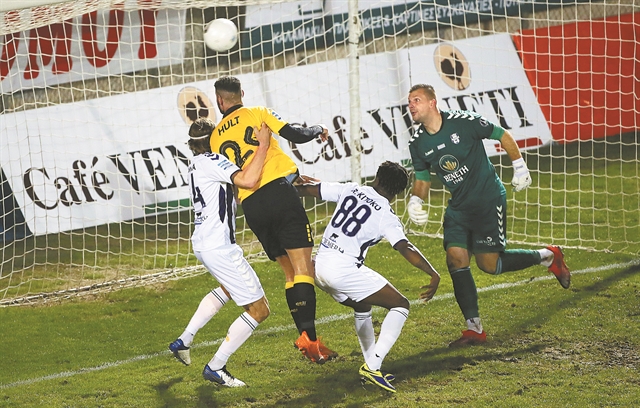 Διά πυρός και σιδήρου