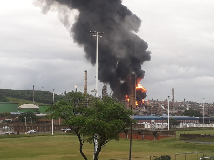 Νότια Αφρική : Επτά τραυματίες από έκρηξη σε διυλιστήριο πετρελαίου | tanea.gr