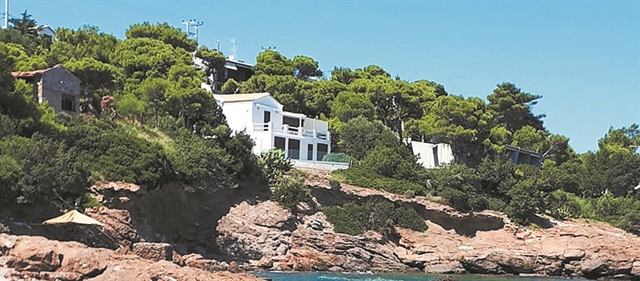 Oταν το εξοχικό νοικιαζόταν προς 100 ευρώ τη βραδιά