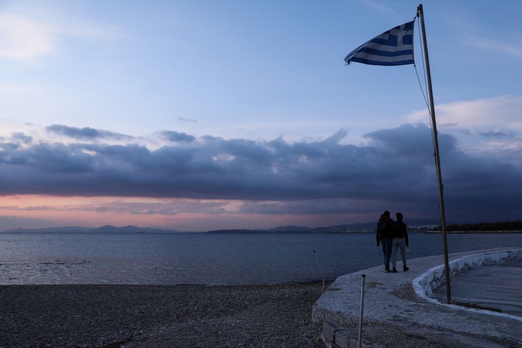 Κοροναϊός : Τριψήφιος αριθμός κρουσμάτων σε Αττική, Θεσσαλονίκη και Λάρισα