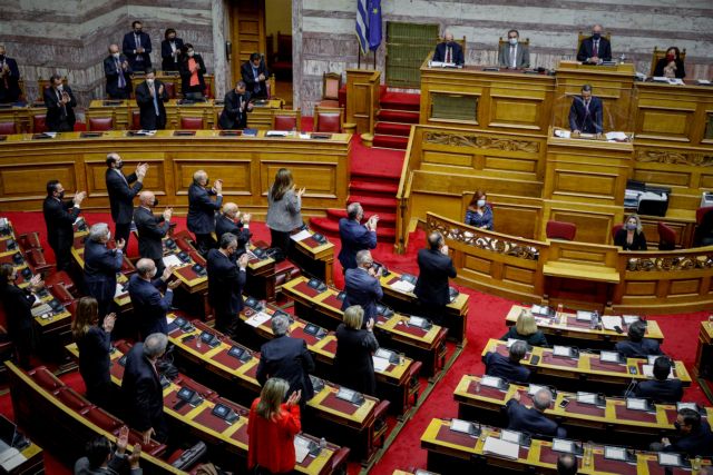 Ψηφίστηκε ο προϋπολογισμός – ΚΙΝΑΛ και Ελληνική Λύση υπέρ των αμυντικών δαπανών