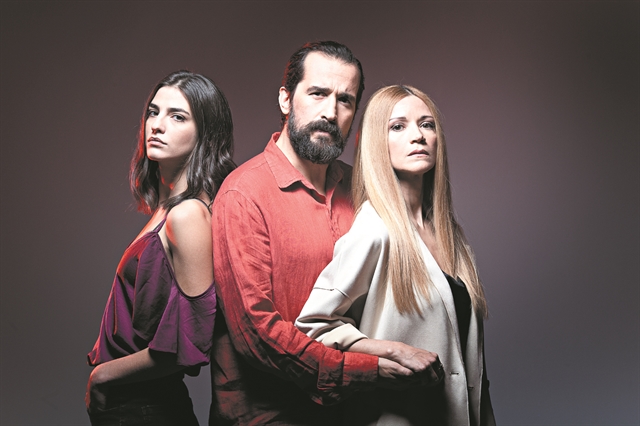 «Εξαψη» της μυθοπλασίας στο Mega