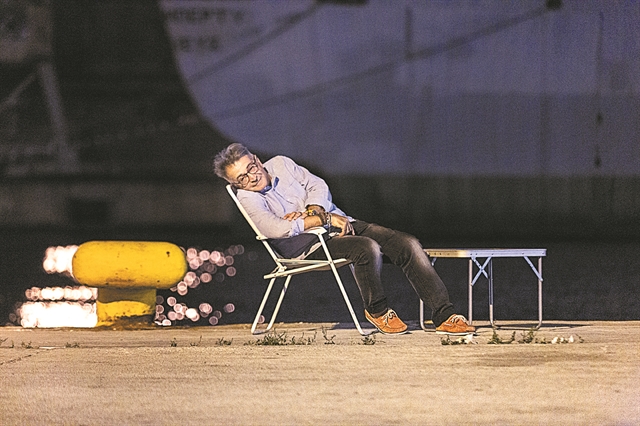 Το «Μινόρε της αυγής» στη Μετακίνηση 7 του Πειραιά