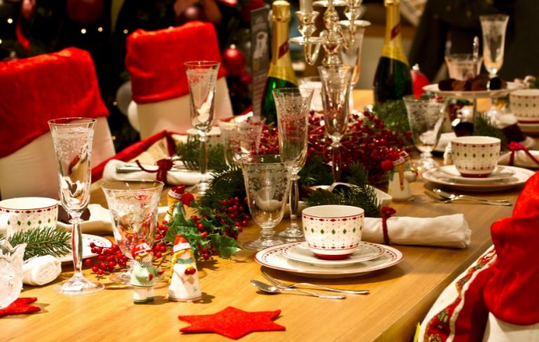 Με αυτά τα tips δεν θα ξεφύγετε θερμιδικά στο γιορτινό τραπέζι | tanea.gr