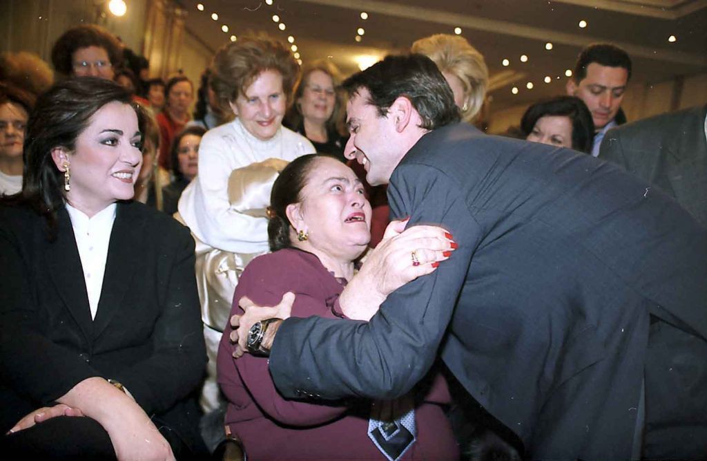 Μητσοτάκης: Η αφοπλιστική απάντηση για το εμβόλιο με το παράδειγμα της μητέρας του