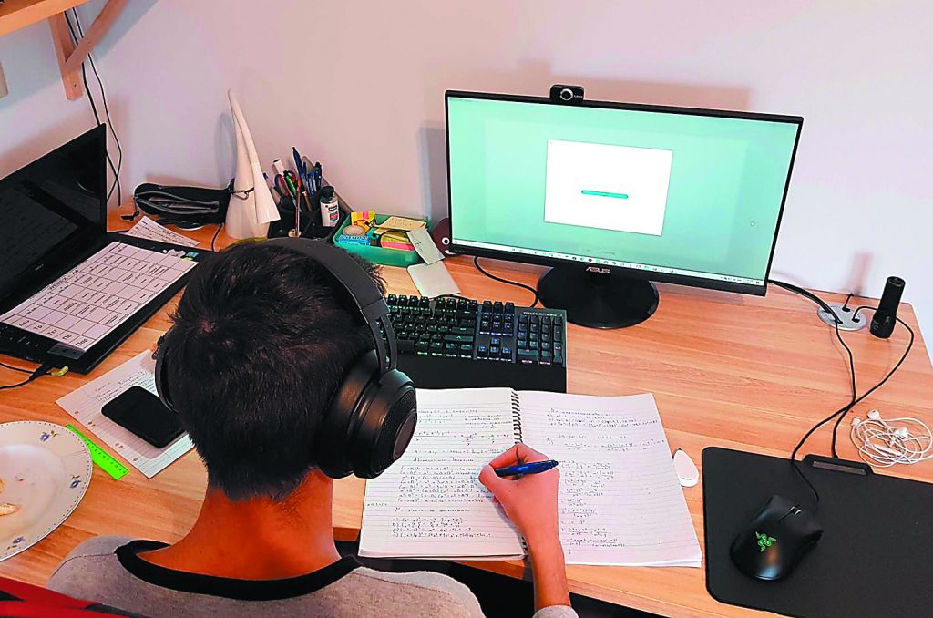 «Αναλφάβητοι» στα οικονομικά οι μαθητές