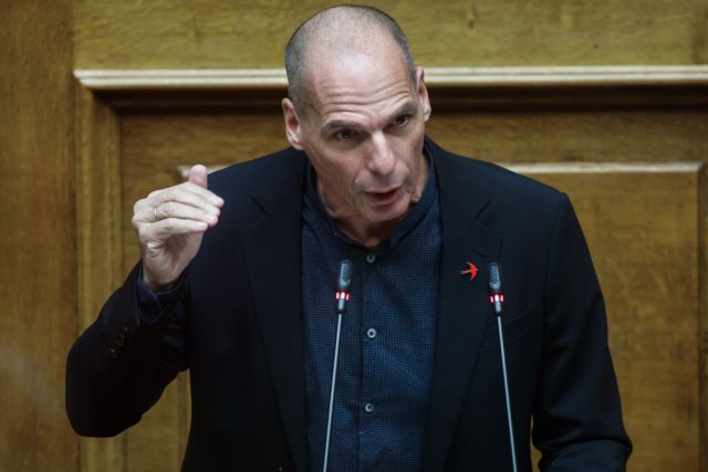 Βαρουφάκης : Σωστό το ευρωπαϊκό πλαίσιο για τον εμβολιασμό αλλά κυβερνητικό φιάσκο με τα εμβόλια