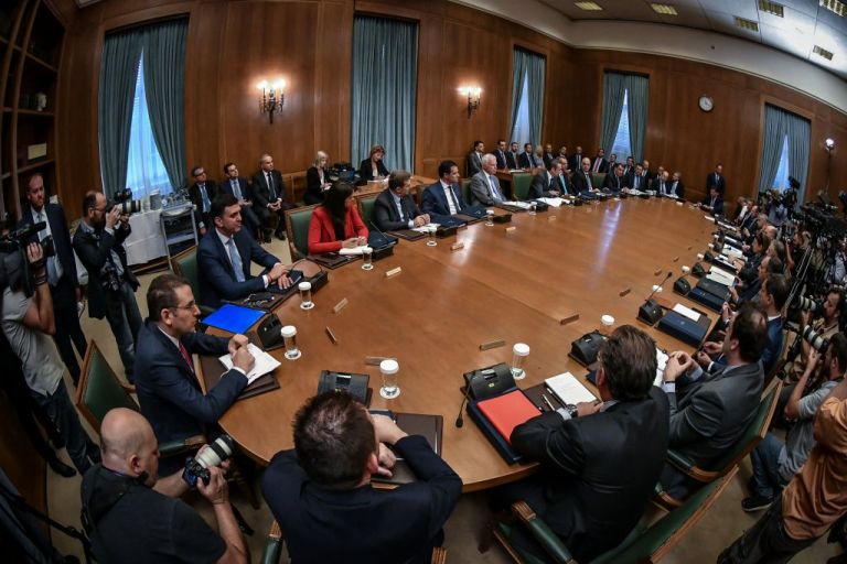 Σήμερα η ορκωμοσία των νέων μελών της κυβέρνησης σε τρεις ομάδες