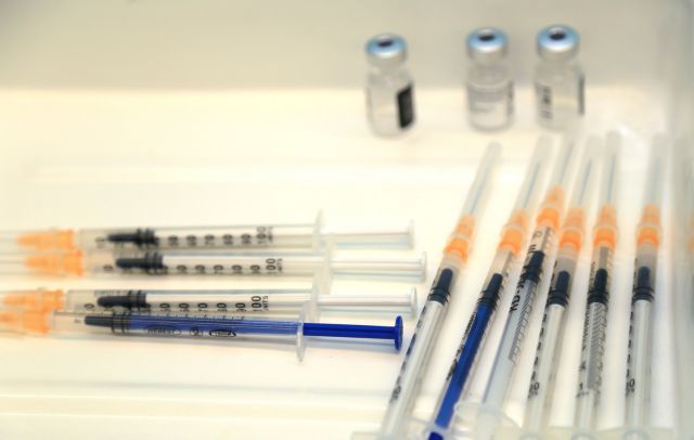 Emvolio.gov.gr : Σε λειτουργία η πλατφόρμα για το εμβόλιο στους άνω των 85 | tanea.gr