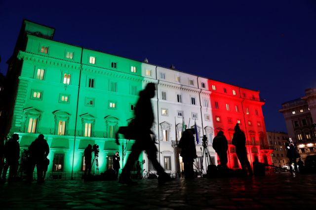 Ιταλία : Πολιτική κρίση – Παραιτούνται υπουργοί του Ρέντσι | tanea.gr