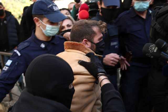 Βιασμός 11χρονης : Aίτημα να αφεθεί ελεύθερος αλλά με «βραχιολάκι» κατέθεσε ο προπονητής