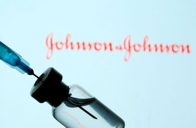Πιθανώς τον Φεβρουάριο η αίτηση της Johnson & Johnson για το εμβόλιό της στην ΕΕ | tanea.gr