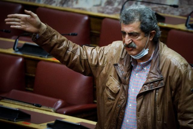 Με φωτογραφία όπου εικονίζεται να κρατά όπλο και φυσίγγια προανήγγειλε ομιλία στη Βουλή ο Πολάκης | tanea.gr