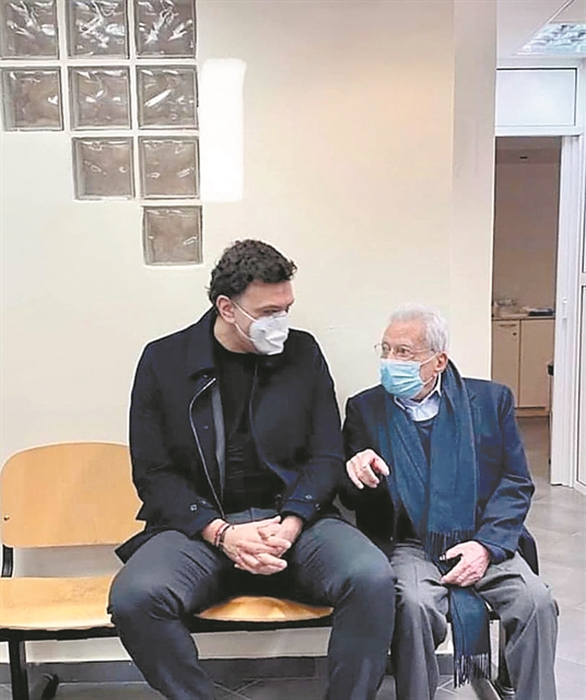 Πατάνε γκάζι για τον εμβολιασμό