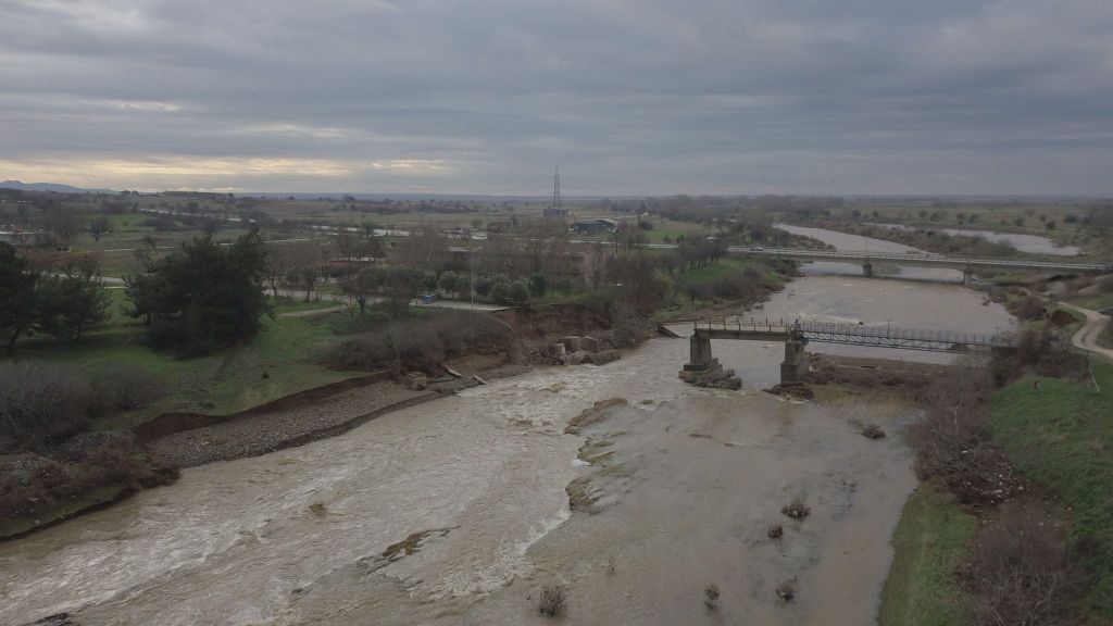 O Έβρος μετράει τις πληγές του – Πλημμύρισαν 110.000 στρέμματα
