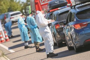 Γερμανία : Ξεπέρασαν τα 2 εκατομμύρια τα κρούσματα κοροναϊού