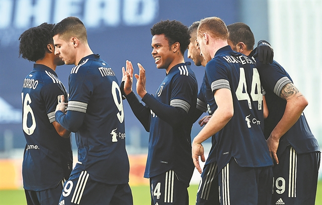 Χαρές στο Τορίνο, «μαύρα» στο Μιλάνο