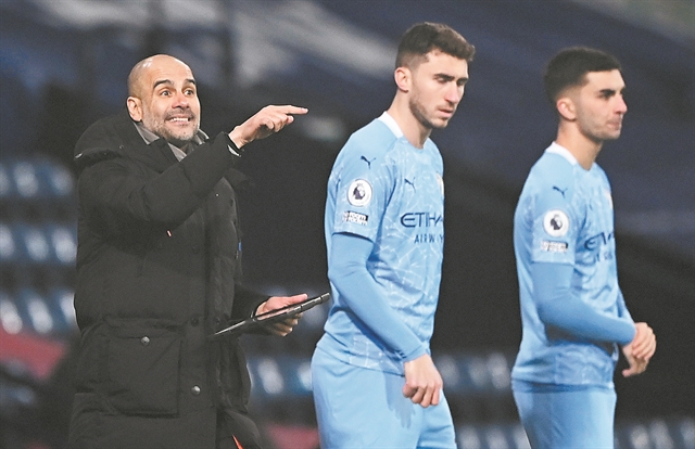 Η ελπίδα στις γραμμές του τρένου