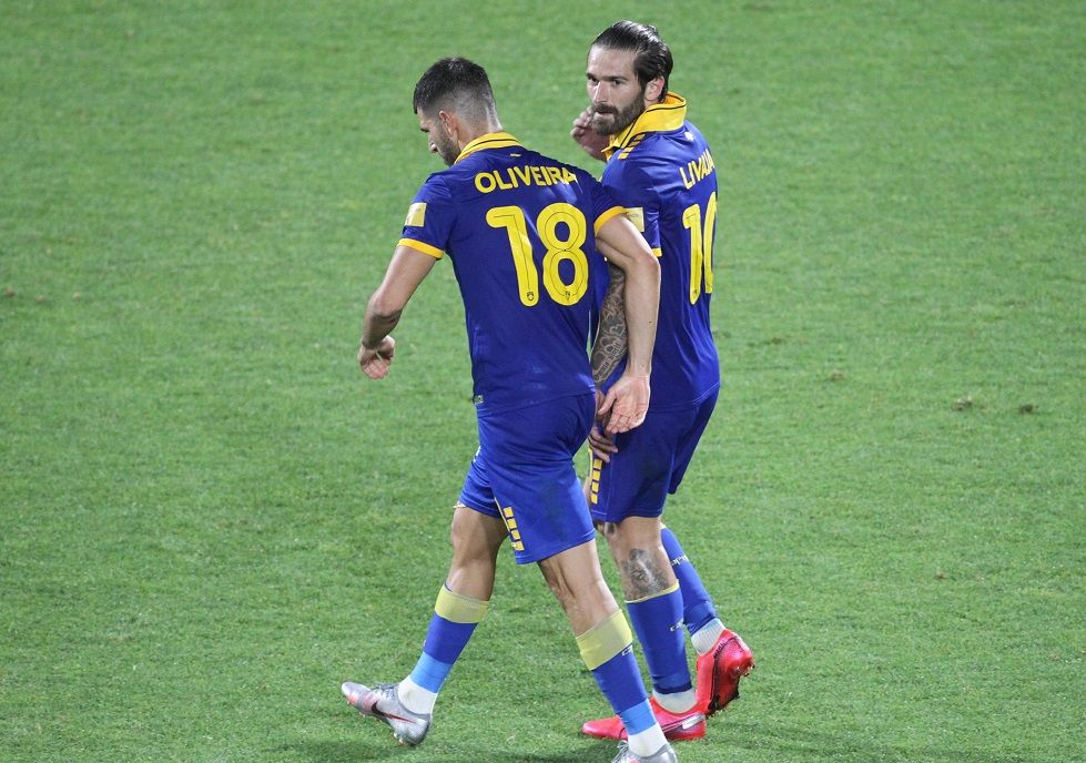 ΑΕΚ : Στην πόρτα της εξόδου Λιβάγια και Ολιβέιρα