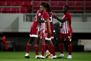 Στο +7 από τον ΠΑΟΚ και στο +11 από την ΑΕΚ ο Ολυμπιακός