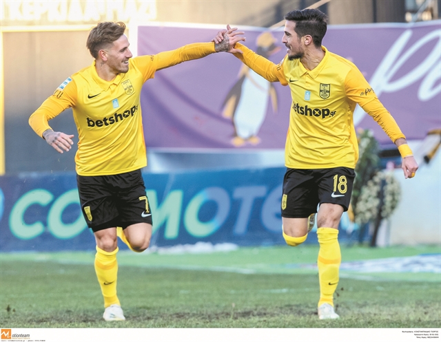 Θεμέλια για τους «8»