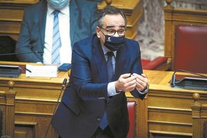 Εντολή για «διαβασμένους» μπροστά στην πανδημία