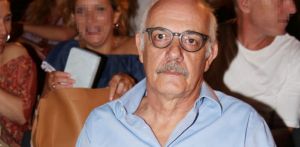 Κιμούλης στο MEGA: Δεν αποσύρω τη μήνυση, ούτε αν ζητήσει συγγνώμη η Ζέτα Δούκα