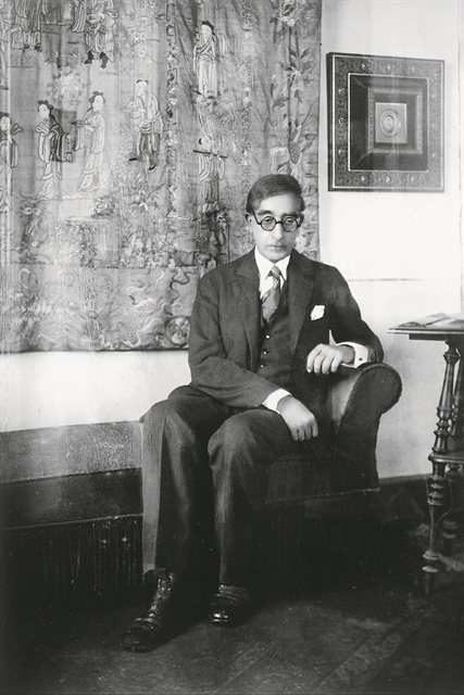 Απολείπειν ο Θεός Αντώνιον Κ. Π. Καβάφης