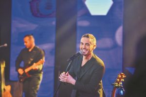 «Μου φτάνει που οι θεατές θα σιγοτραγουδούν μαζί μου»