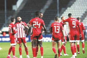 Χορεύοντας με τα ρεκόρ και την Ιστορία