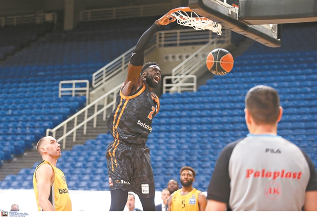 Βλέπει ψηλά