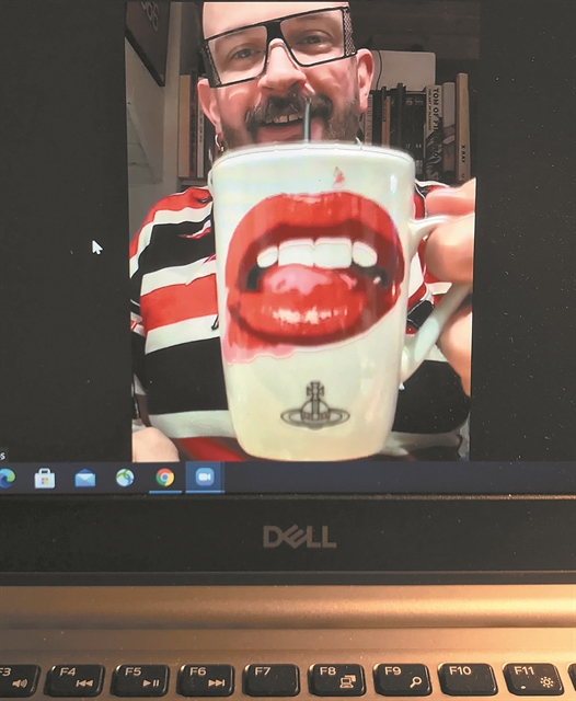 «Τώρα σχεδιαστής αποκαλείται όποιος έχει πολλούς followers στο Instagram»