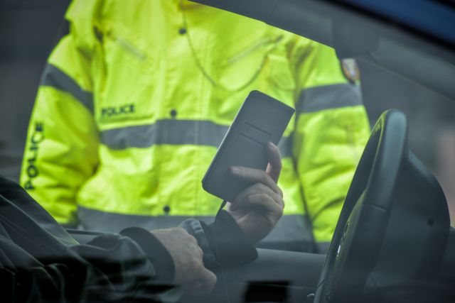 Κρήτη : Αρνητής του κοροναϊού γρονθοκόπησε άνδρα της δημοτικής αστυνομίας στο Ηράκλειο