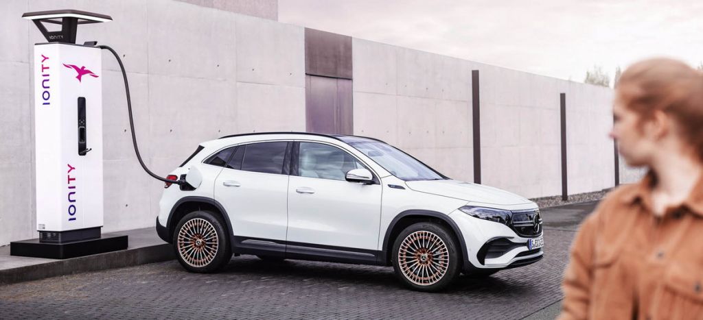 Αποκαλύφθηκε η πιο μικρή, ηλεκτρική Mercedes-Benz , η EQA