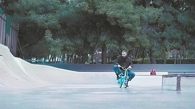 «Ετερος εγώ» εκτός συνόρων