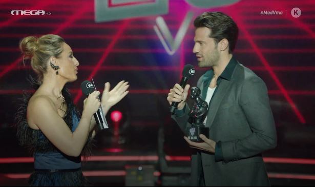 Καλύτερος άνδρας τραγουδιστής της χρονιάς ο Κωνσταντίνος Αργυρός