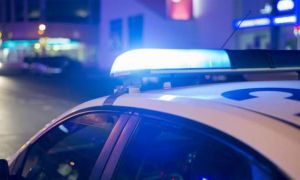 Μενίδι : Επίθεση σε αστυνομικούς – 35 προσαγωγές