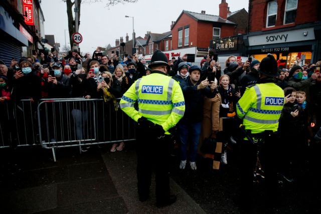 Κοροναϊός : Πάνω από 81.000 οι νεκροί στη Βρετανία