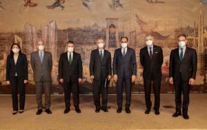 Τι επιδιώκει η Τουρκία με την παρουσία Καλίν στις διερευνητικές