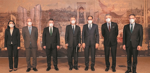 Οι κερδισμένοι και οι χαμένοι