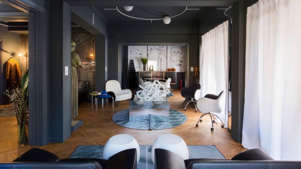 Αυτό το διαμέρισμα στο Κολωνάκι είναι βγαλμένο από τα εμβληματικότερα μουσεία