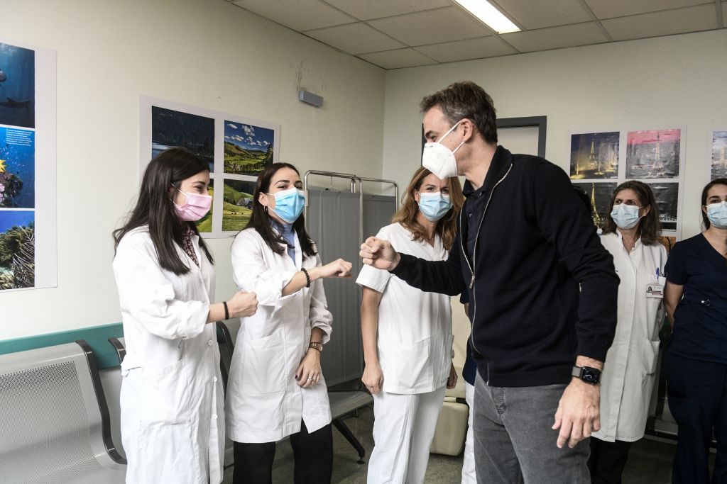 Μητσοτάκης : Εμβολιάζουμε 5.000 συμπολίτες μας τη μέρα – Από 11 Ιανουαρίου η πλατφόρμα για τα ραντεβού