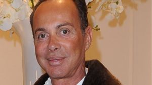 Επεισόδιο στην Πάτρα με τον Λάκη Γαβαλά – Του πήραν τις πινακίδες