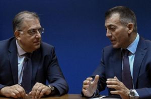 Ανασχηματισμός : Ποιοι αποχώρησαν από την κυβέρνηση