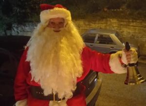 Θρήνος στη Λαμία: Πέθανε ο «Άη Βασίλης» της πόλης