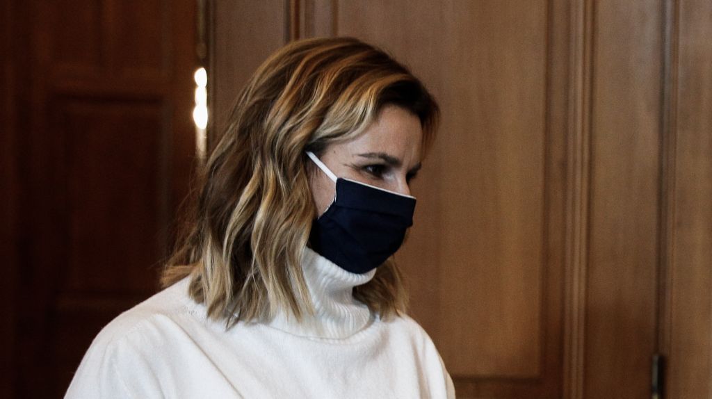 Σοκαριστική εξομολόγηση από τη Σοφία Μπεκατώρου: «Όταν τελείωσε, συνειδητοποίησα πως με είχε βιάσει – Ήθελα να τον σπάσω στο ξύλο»