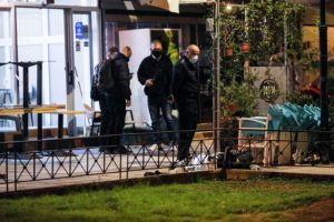 Σικάγο έγινε ο Νέος Κόσμος: Πυρά σε καφετέρια με νεκρό και τραυματίες