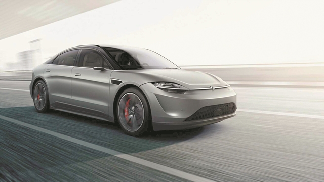 APPLE KAI SONY ZEΣΤΑΙΝΟΥΝ ΤΙΣ ΜΗΧΑΝΕΣ