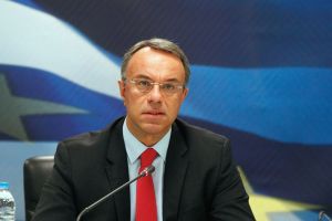 Σταϊκούρας : Τηλεφώνησε σε πολίτες που αντιμετωπίζουν προβλήματα με το πρόγραμμα «Γέφυρα»