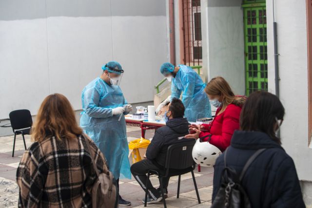 Rapid test σε εκπαιδευτικούς στη Θεσσαλονίκη